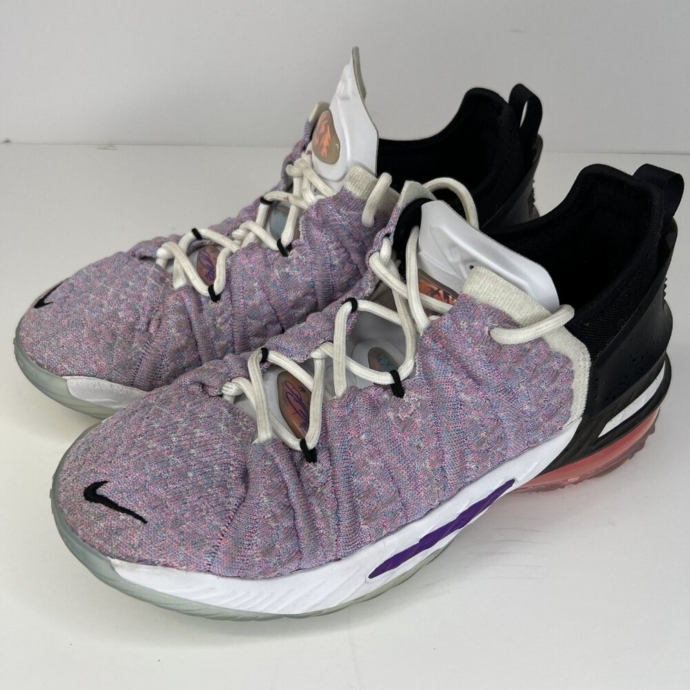 Nike LeBron XVIII 18 Youth Graffiti Pastel and Black Basketball Shoes Size 3.5Y